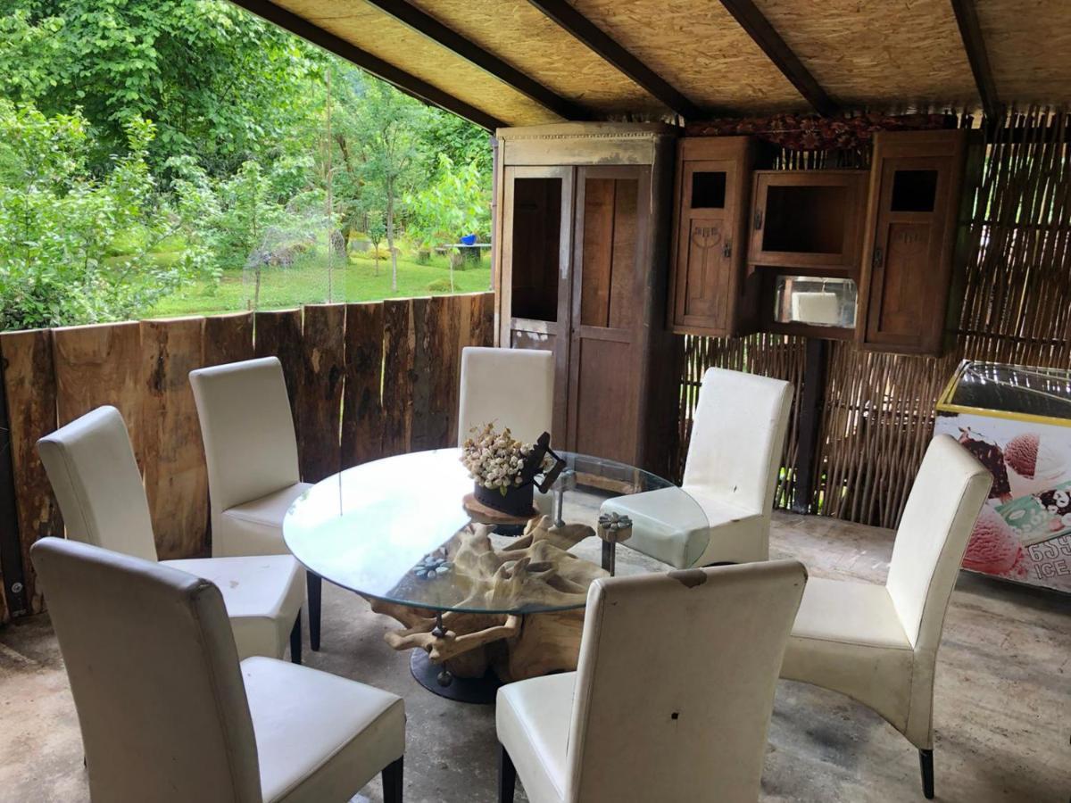 Gomis Mta Riverside Ozurget'i Exterior foto